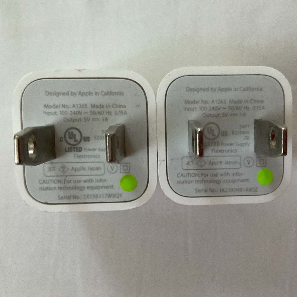 APPLE Two USB Adapters/Charging Blocks - Picture 2 of 2
